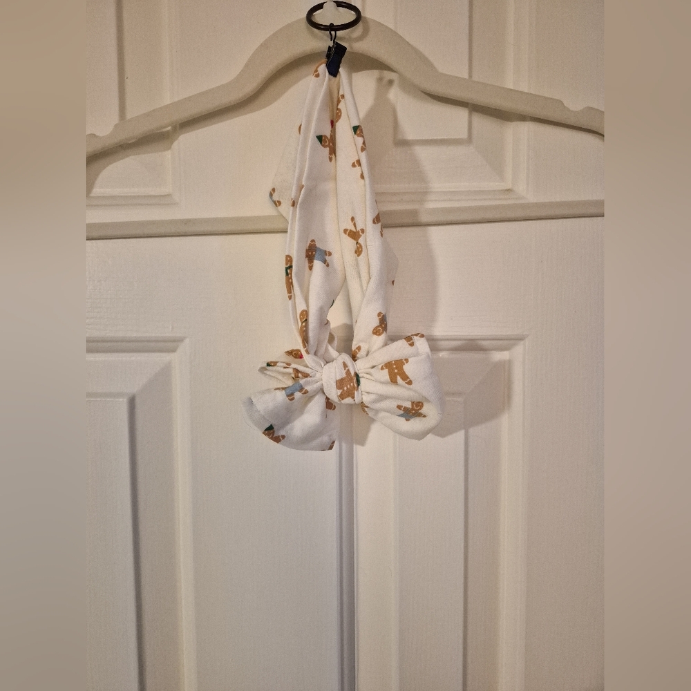🌼$4 Harper And Remi Gingerbread Head Bow